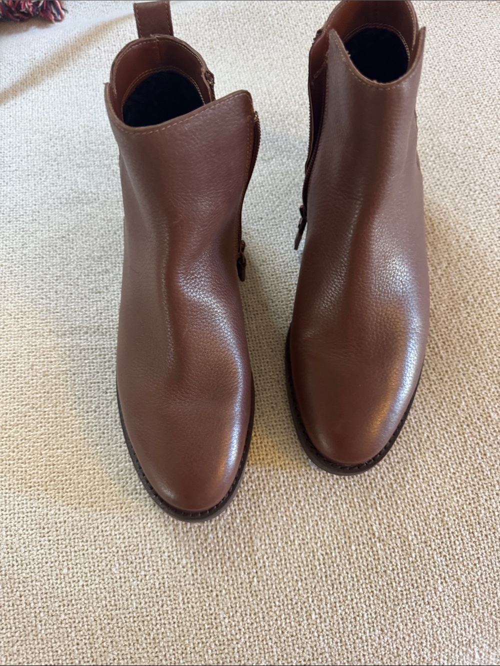 Cole haan Brown Leather womans Ankle Boots size 6